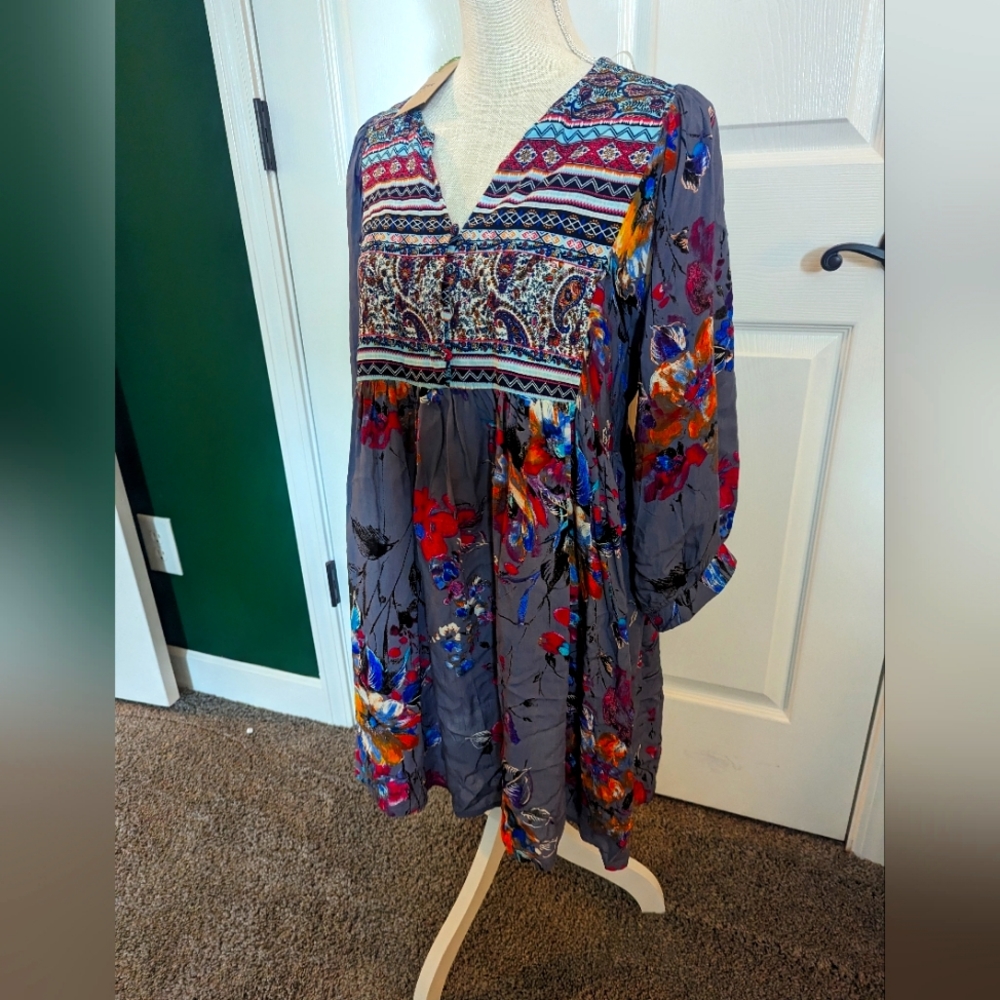 Size L Umgee long women's top